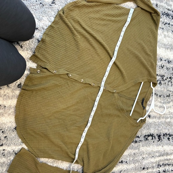 Out From Under Urban Outfitters Olive Green Button-Up Waffle Knit Top Large - Picture 6 of 7